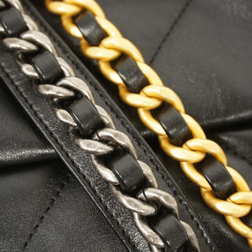 Chanel handbag, chain shoulder bag, 19, lambskin, black and gold, 2-way bag f... - Picture 7 of 9